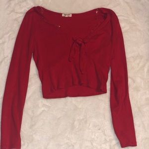 RED LONGSLEEVE FRONT TIE CROP TOP FASHION NOVA